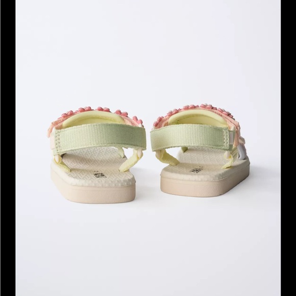 Zara kids, pink, floral strap sandals, size 10.5 - Picture 4 of 6